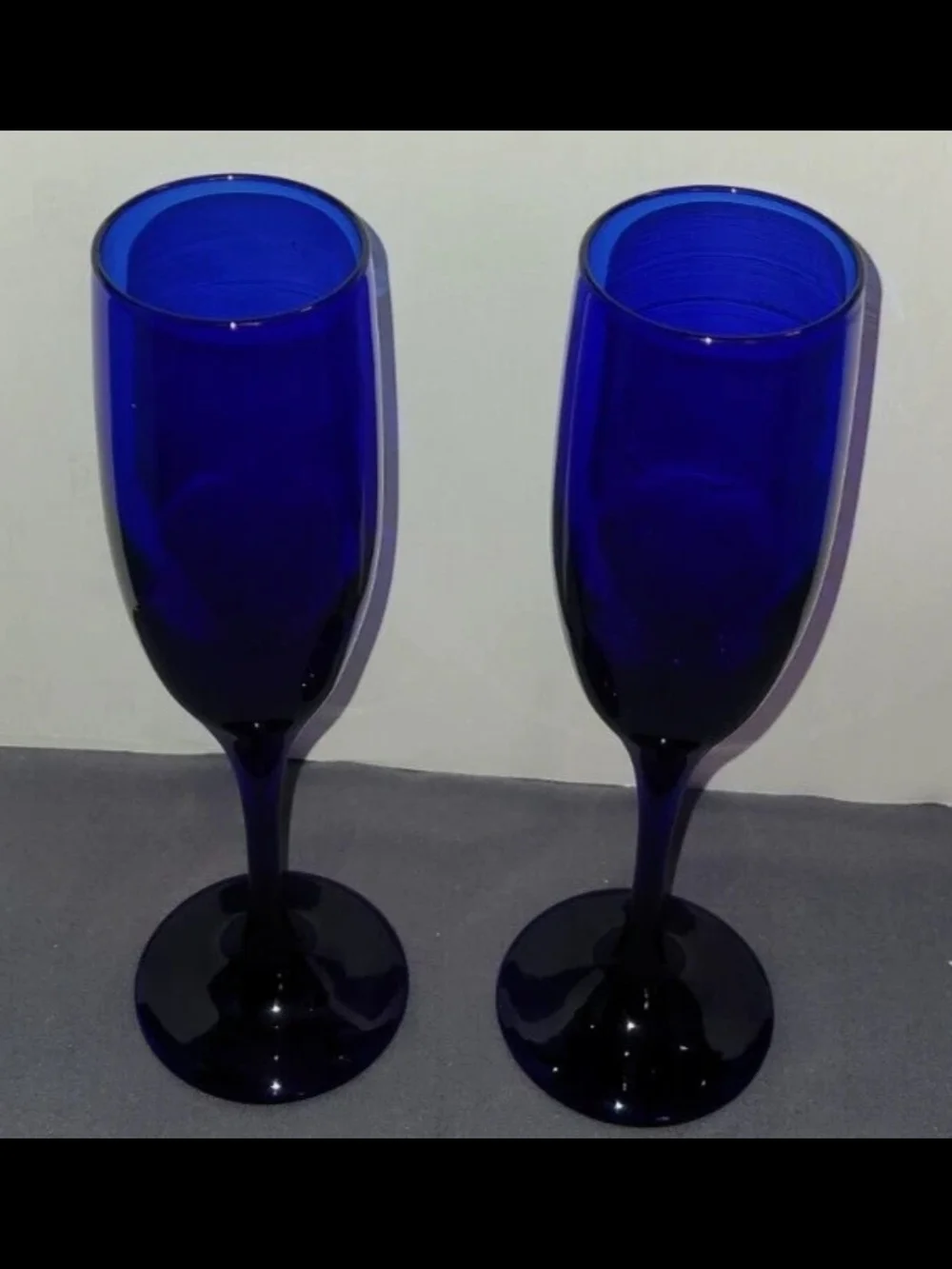 Elegant Vintage Libbey Cobalt Blue Champagne Flutes - Set of 2